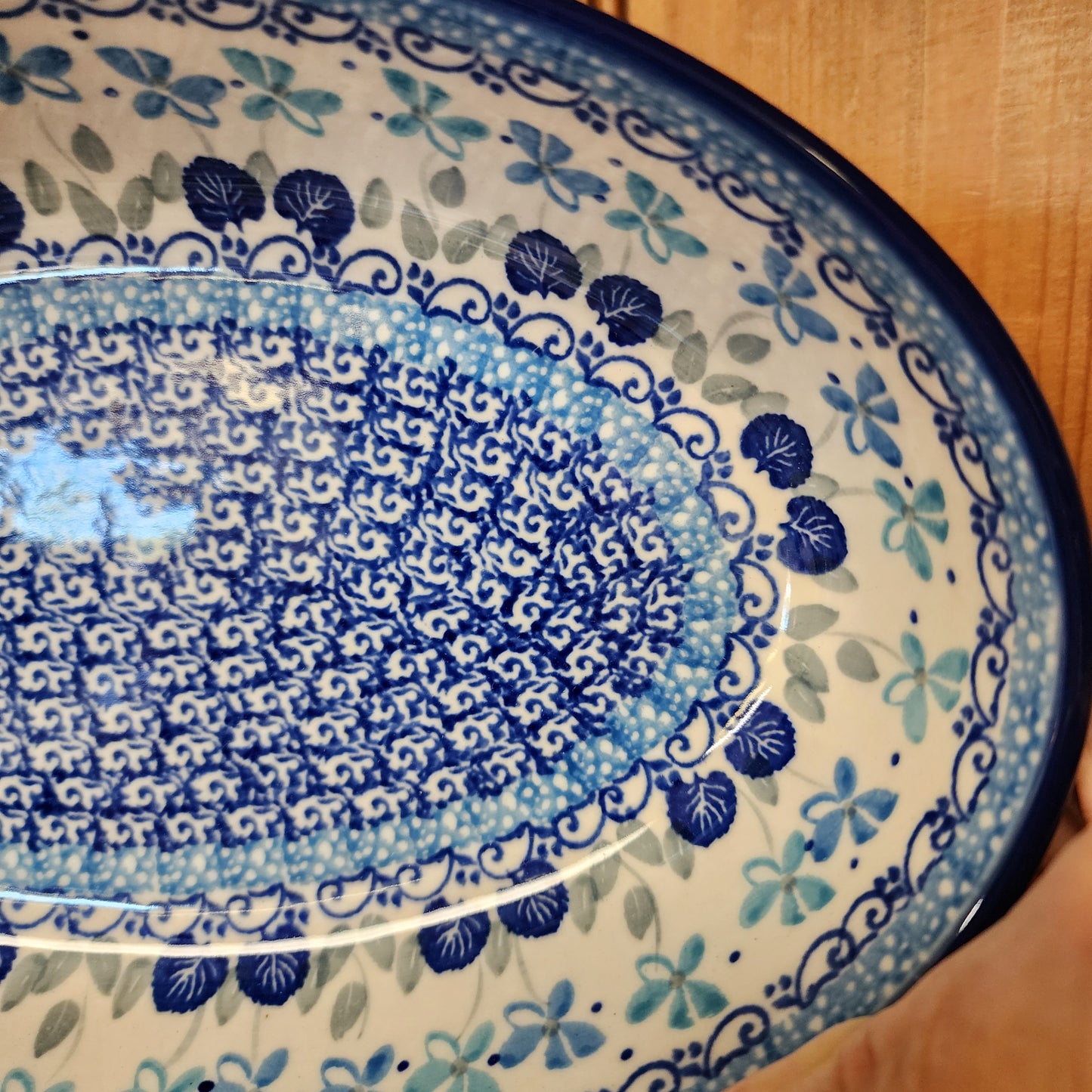 Baker Oval   9.5"    2751X ~ Blue Orchids