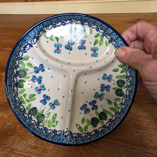 Divided Dish ~ 6.7" Round    D29-2668X  Dutch Iris pf0526