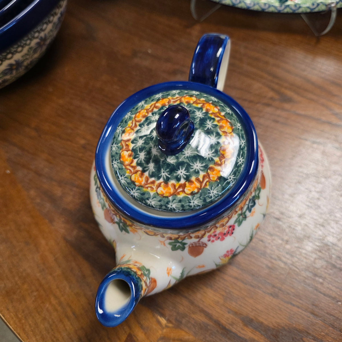 2 pc teapot and mug  1046 hedghog
