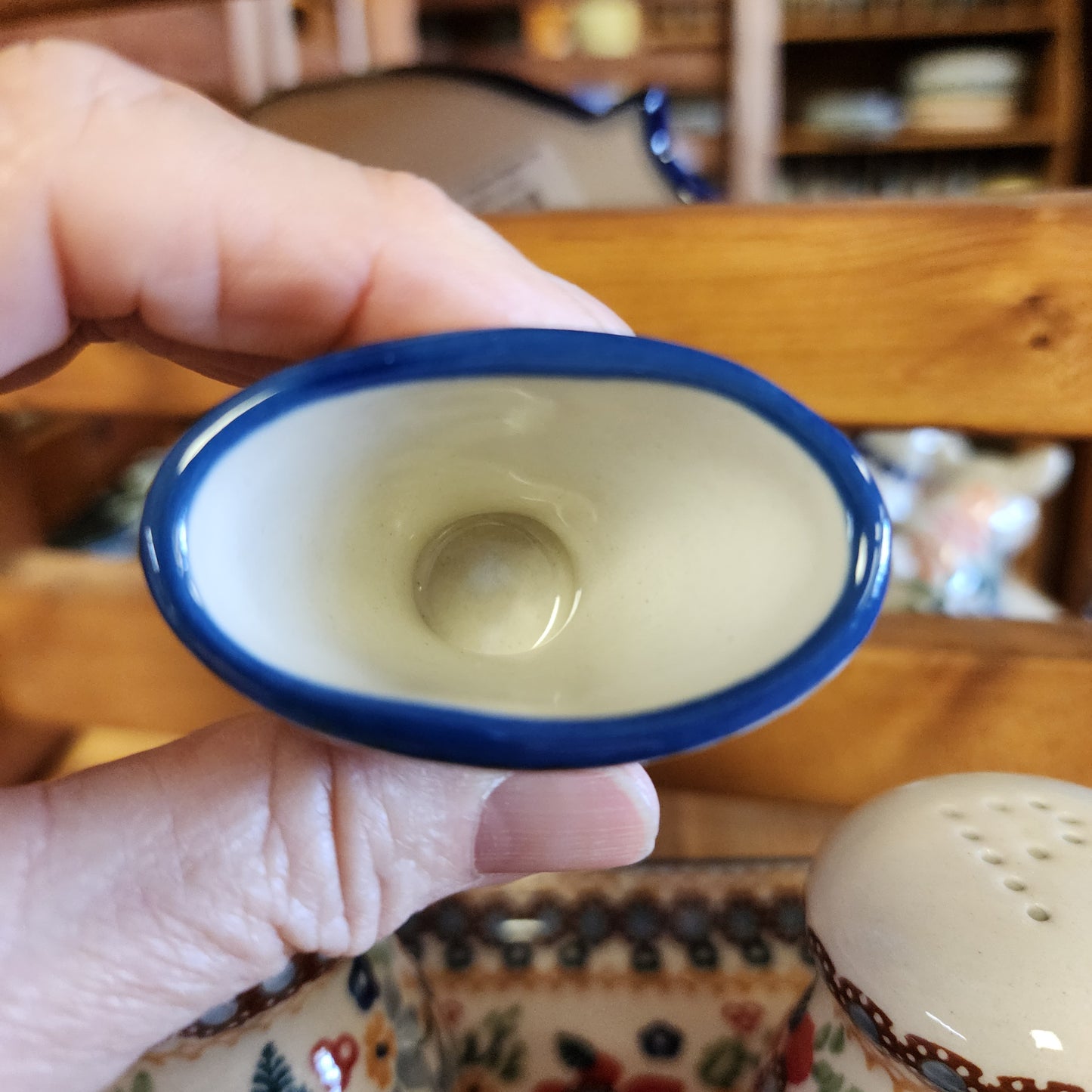 Salt & Pepper w/tray Posies DPLC