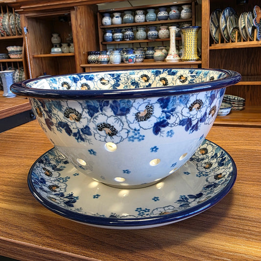 Berry Bowl w/ Saucer   8"W  470-2222X  Snow Poppy pf0526