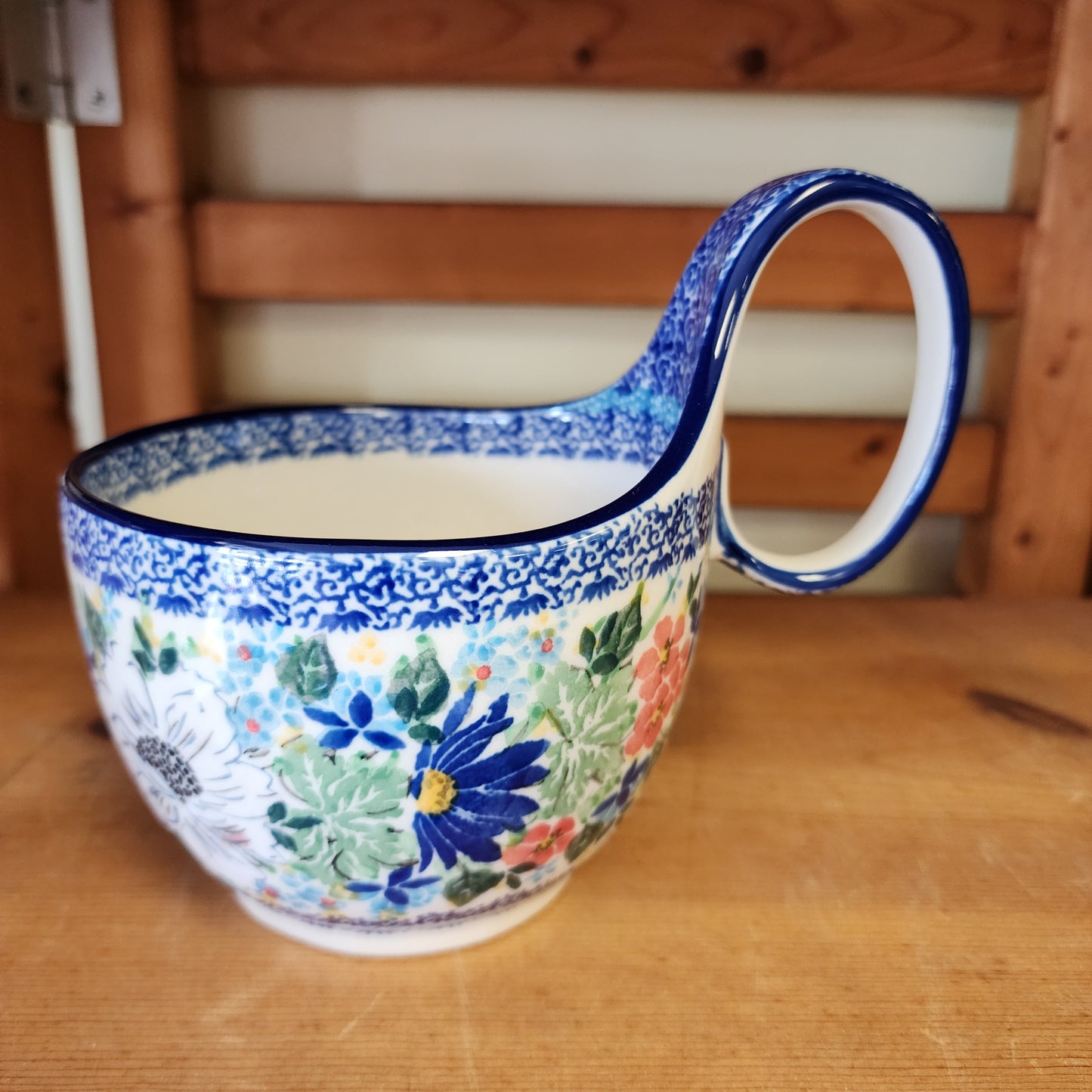 Bowl w/ Loop Handle ~ 16 oz U5156 ~ U4 ~ T. Liana