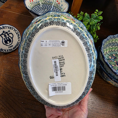 Bowl Oval Baker ~ Fluted Edge 9" x 7.5" x 2 3/4"deep   D78-U5098  U4 pf0526
