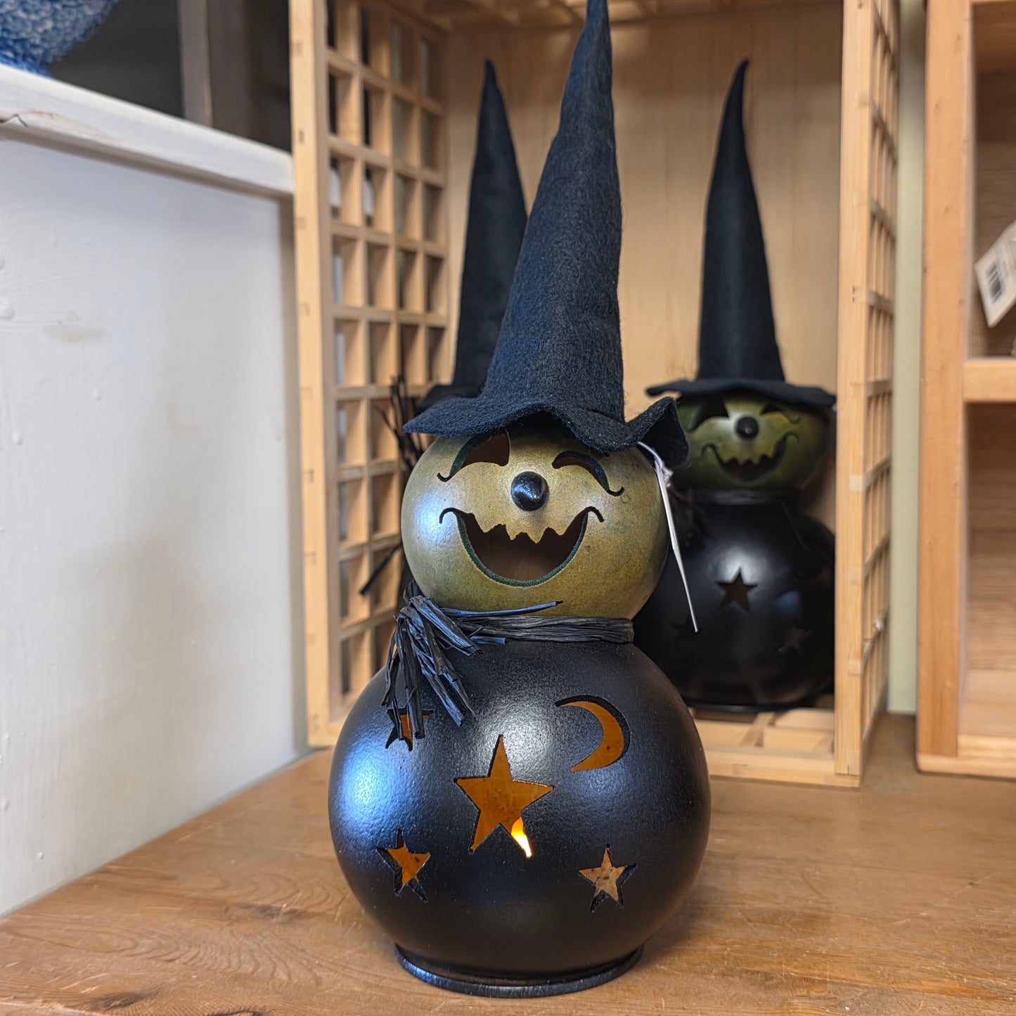 Gourd Fiona Witch 11" Lumiinary with battery tealight