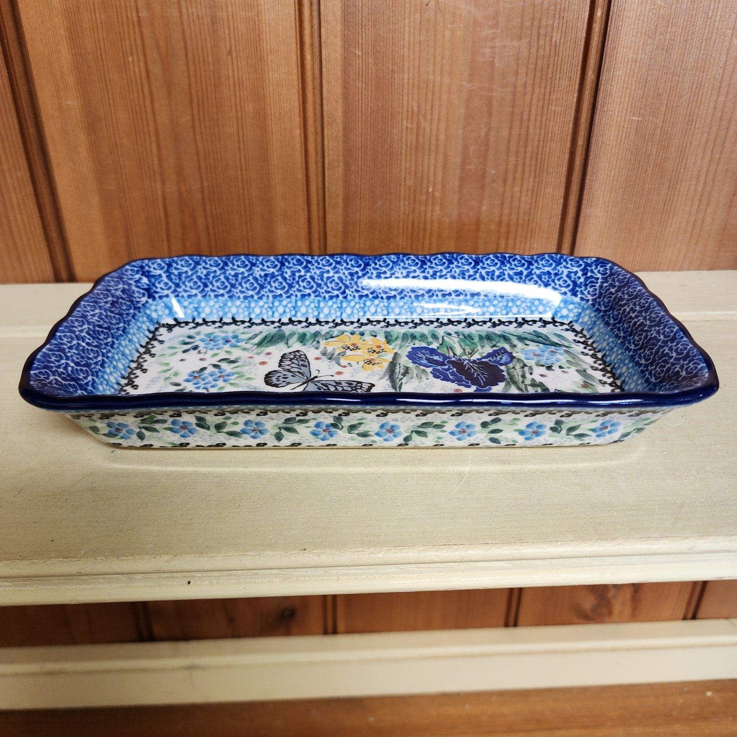 Tray Shallow ~ 9" x 4.5"    D15-U5132  U4 pf0526