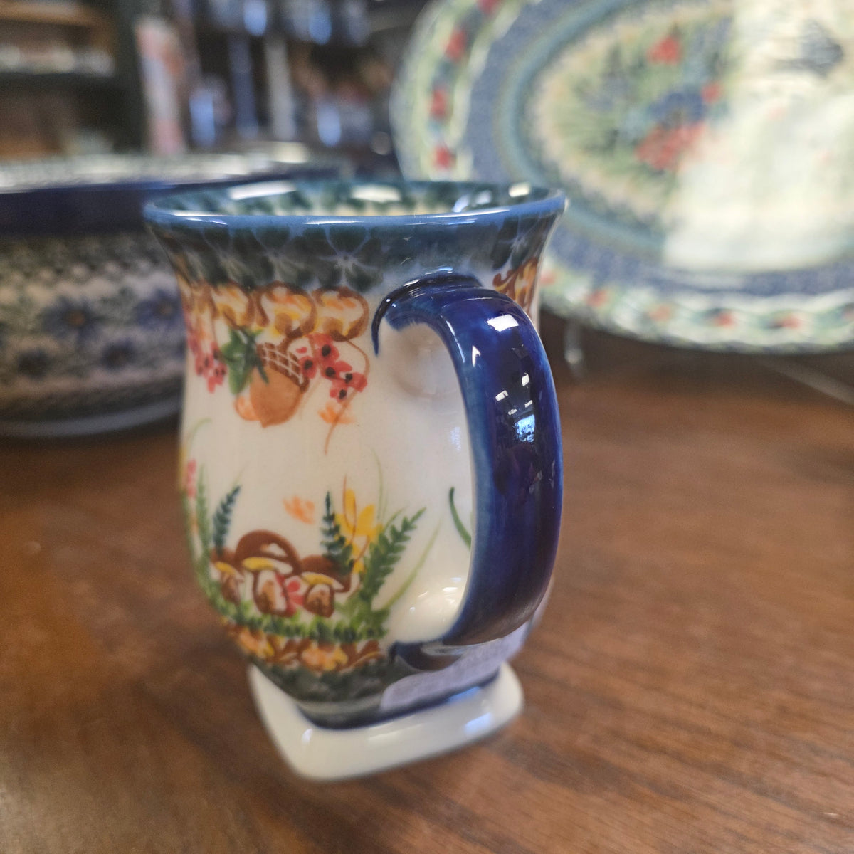 Mug ~ Pedestal 13 oz / 4.5"  Tulip