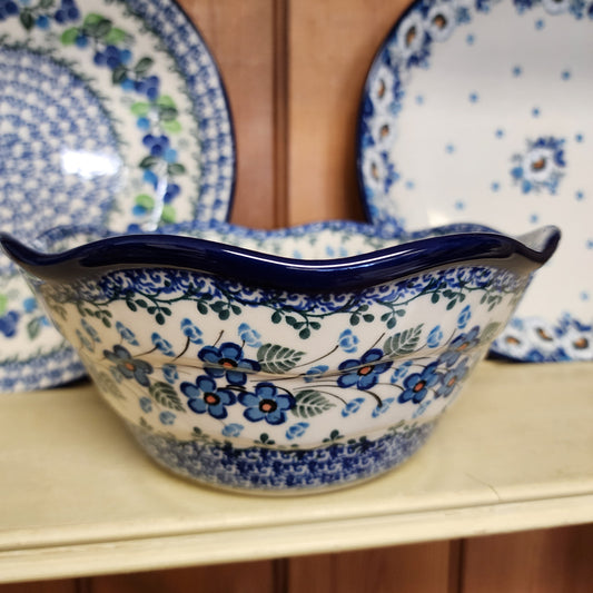 Bowl ~ Wavy Edge ~ Small ~ 8" 691-2272X / 5 cups