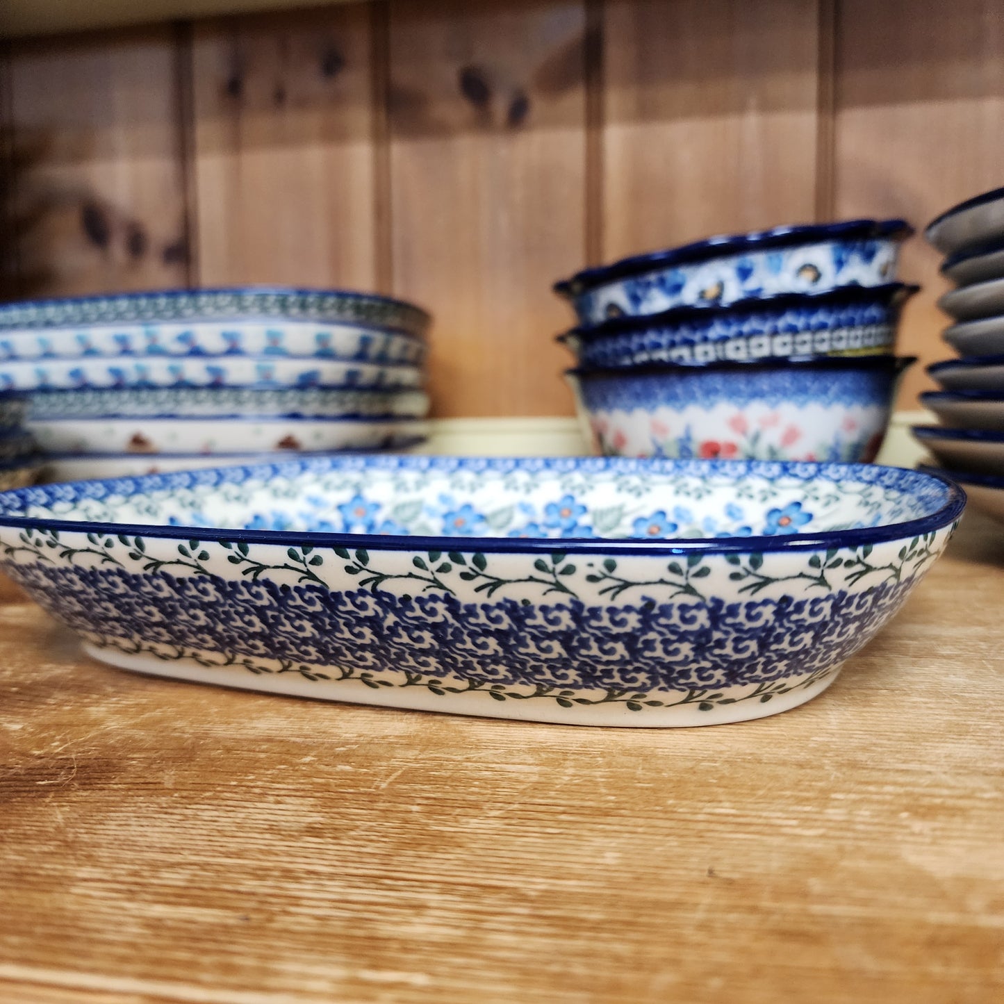 Baker   7.5" x 8.75"    2272X ~ Parisian Posies