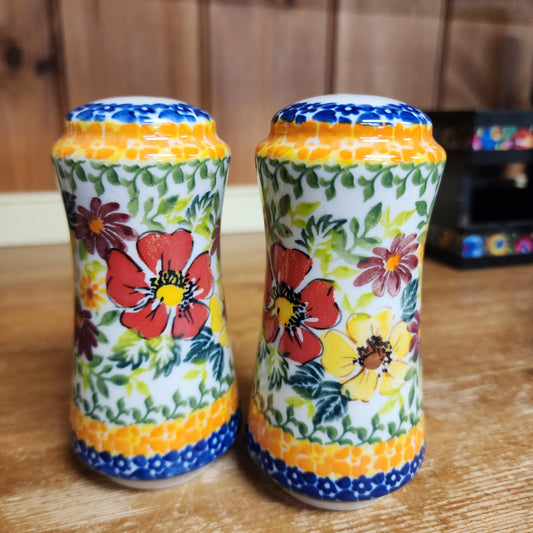 Salt & Pepper ART1  1265 floral