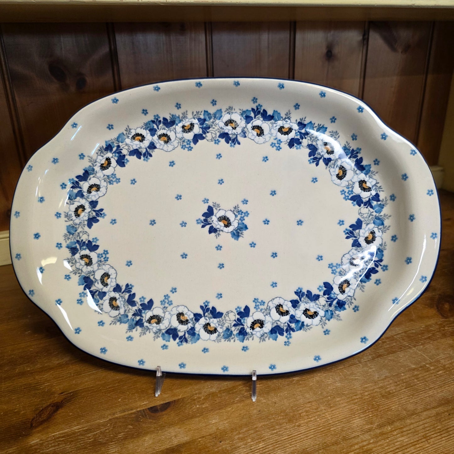 Platter   Oval   11.5" x 15.5"   2222X ~ Snow Poppy