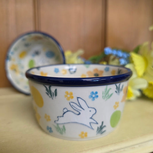Bowl   Ramekin   3.75" 409-3348X  Snow Bunny pf0526
