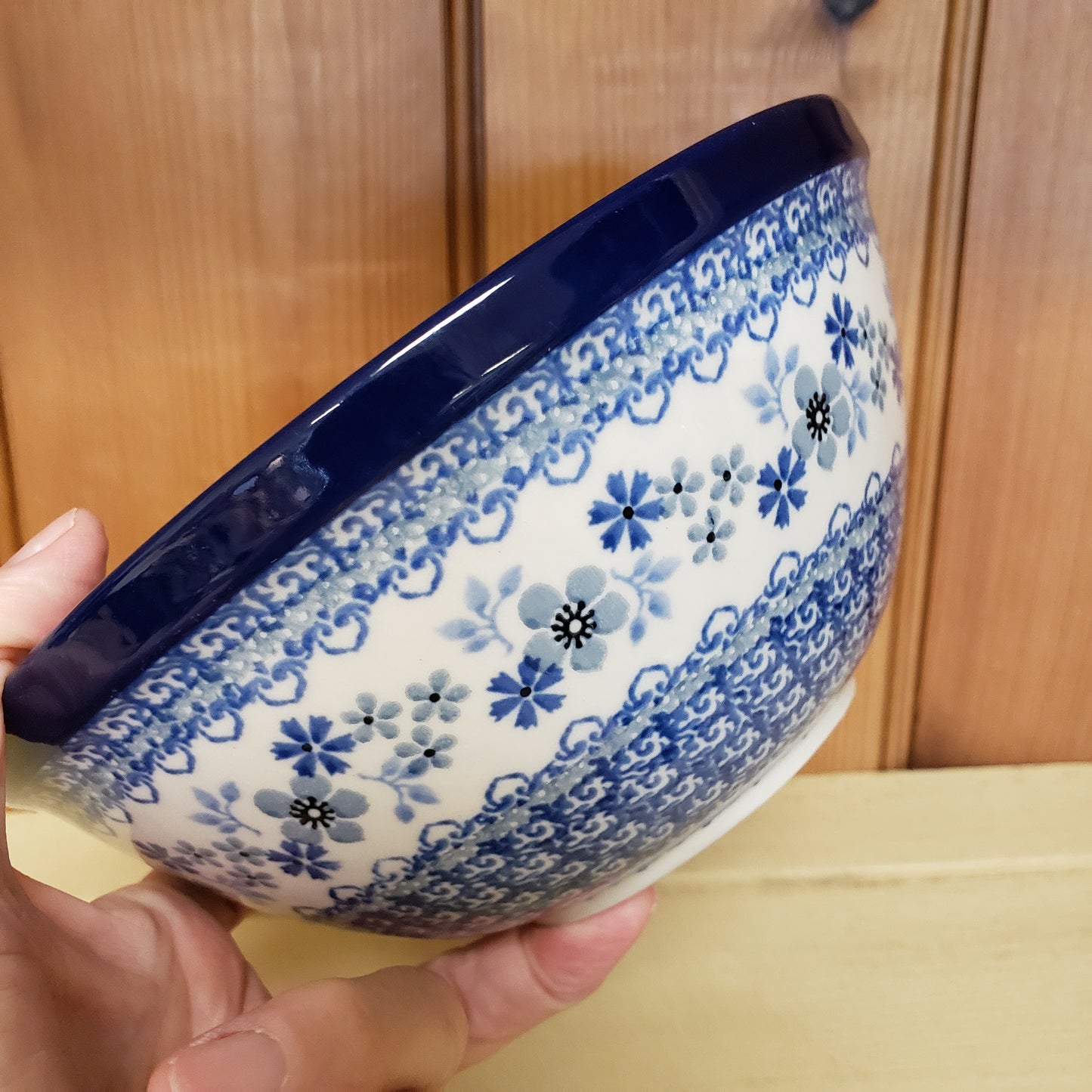 Bowl ~ Nesting ~ 7.75" W 057-2333X  Blue Horizon  4 cups