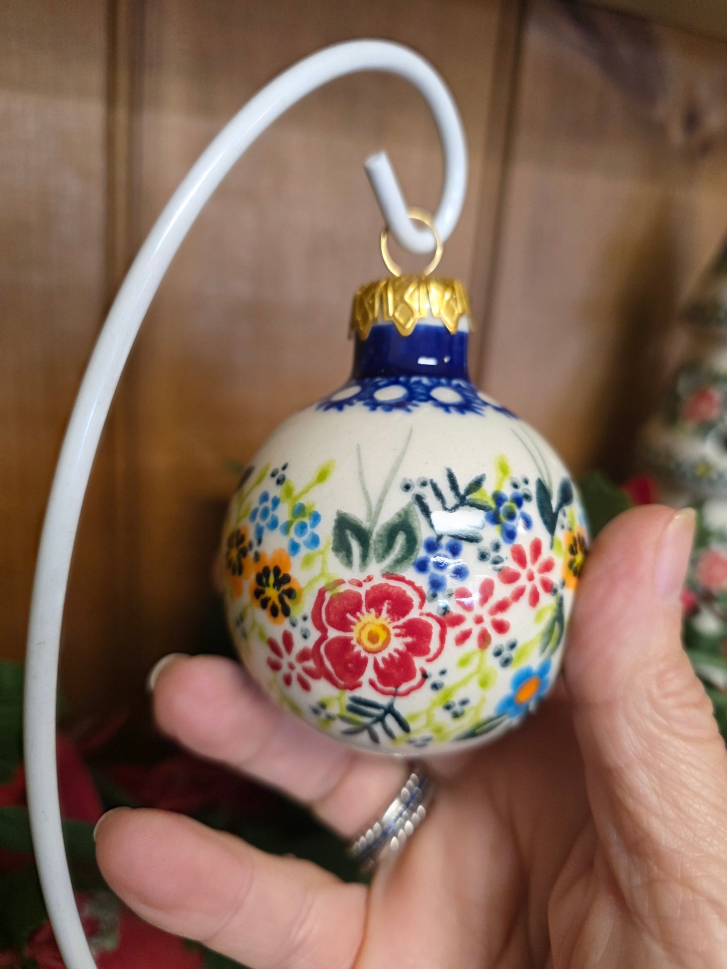 Ornament ~  flowers 3" Ball