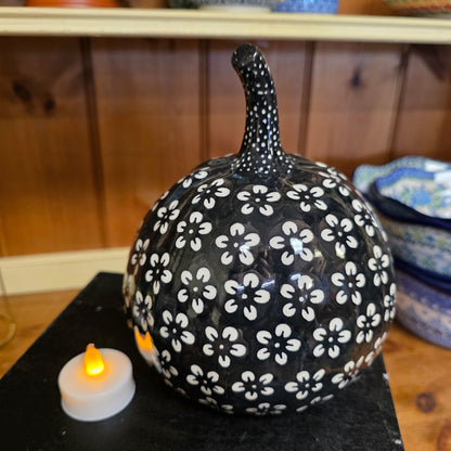 Jack o Lantern ~ Black 7" Luminary