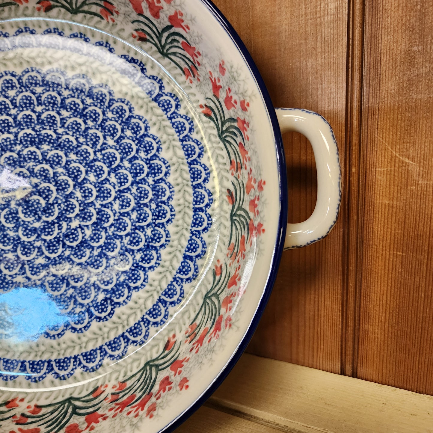 Baker   Round w/ Handles   10"   1437X ~ Crimson Bells