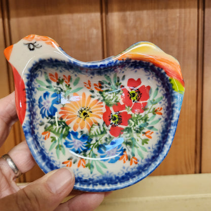 Bowl chicken #1 reds / eyelashes