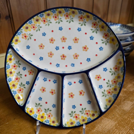 Plate ~ Divided Dish   8.75"  499-2225X  Buttercup  small round