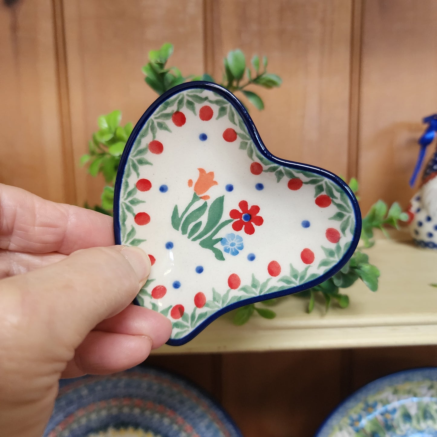 Heart Shape dish  ~ 3.5" spoon rest g62-2649