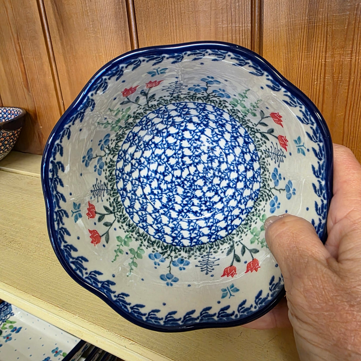 Bowl   Wavy Edge   5.75" A54-2903X  Tulip Horizon pf0526