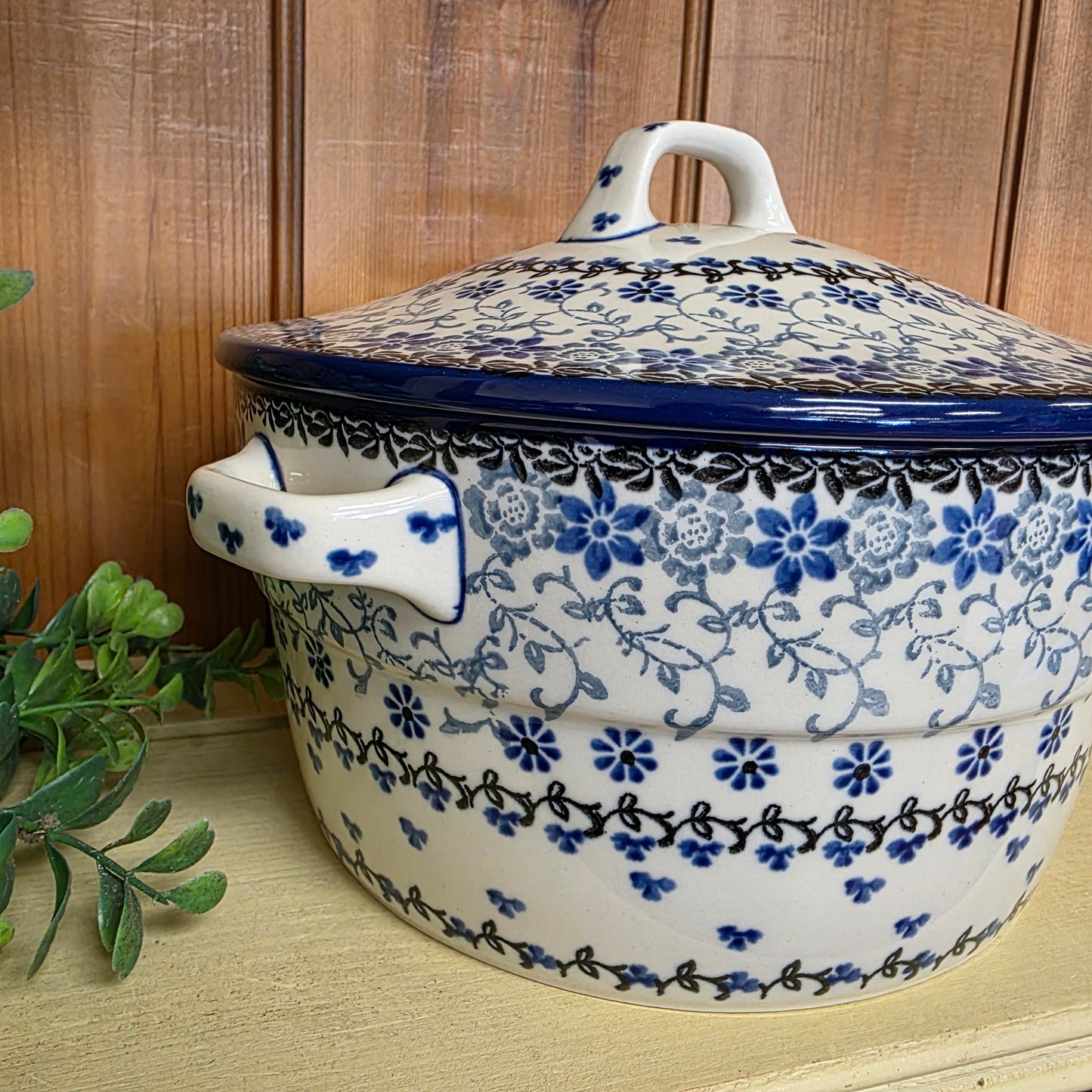 Covered Casserole (2 qt)   278-2158X  Silver Lace pf0526