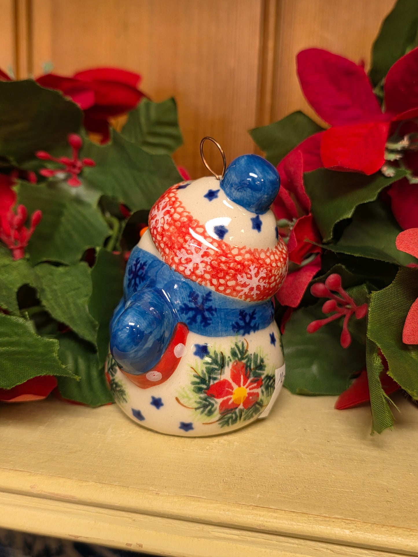 Snowman blue scarf / red flowers (3")