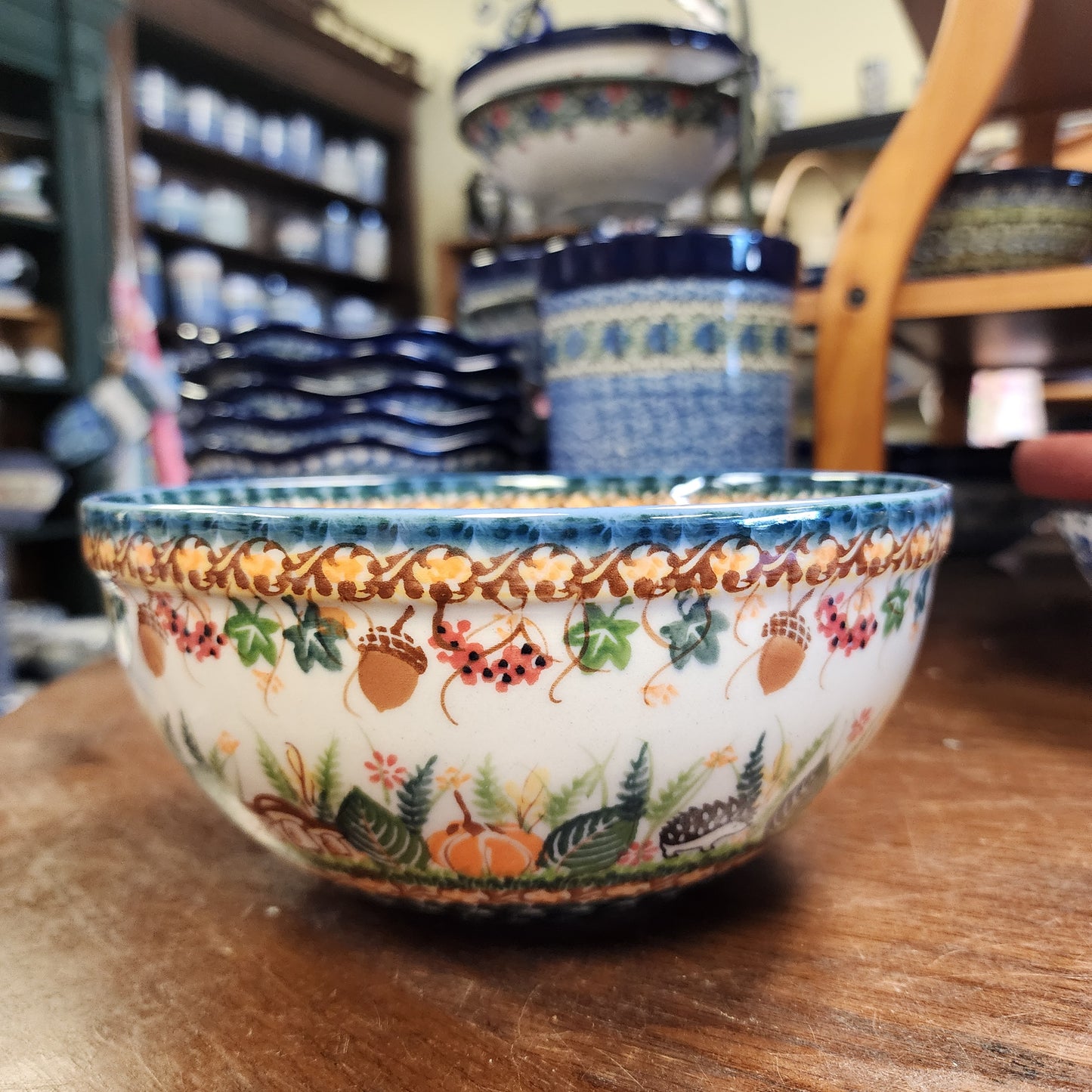 Bowl 7.5" Serving ~ Fall 1046