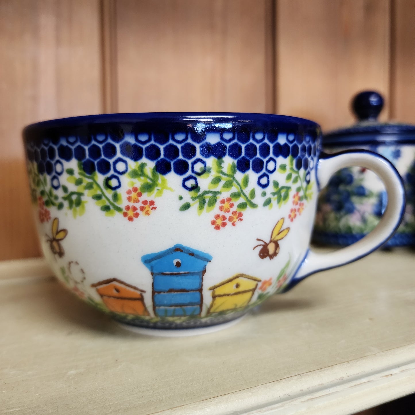 Mug / Cappuccino Bee Hive 1042 14 oz
