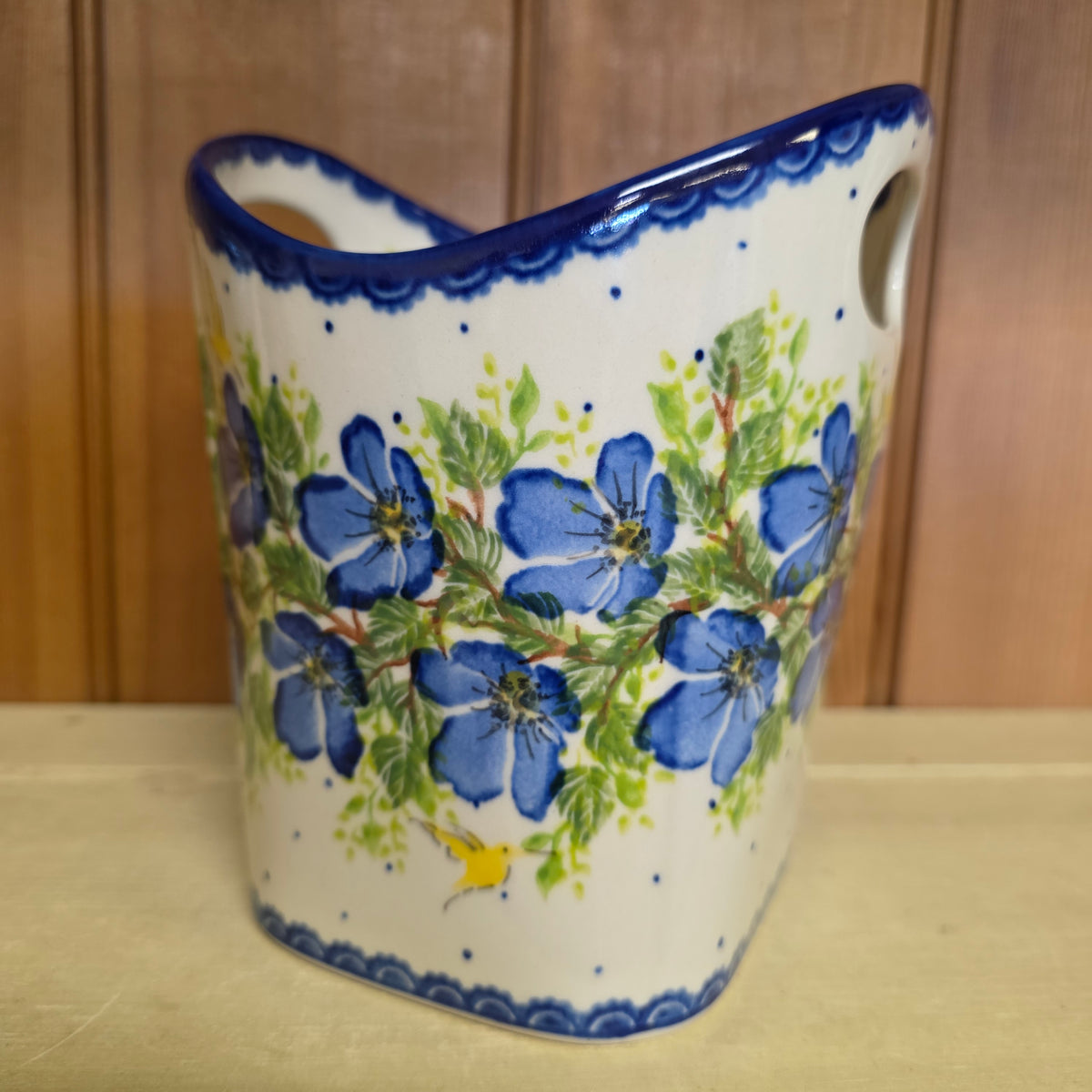 Basket ART2 /1166 Yellow Bird Utensil Holder / UNIKAT blue flowers (6.5" H x 5.5"w)