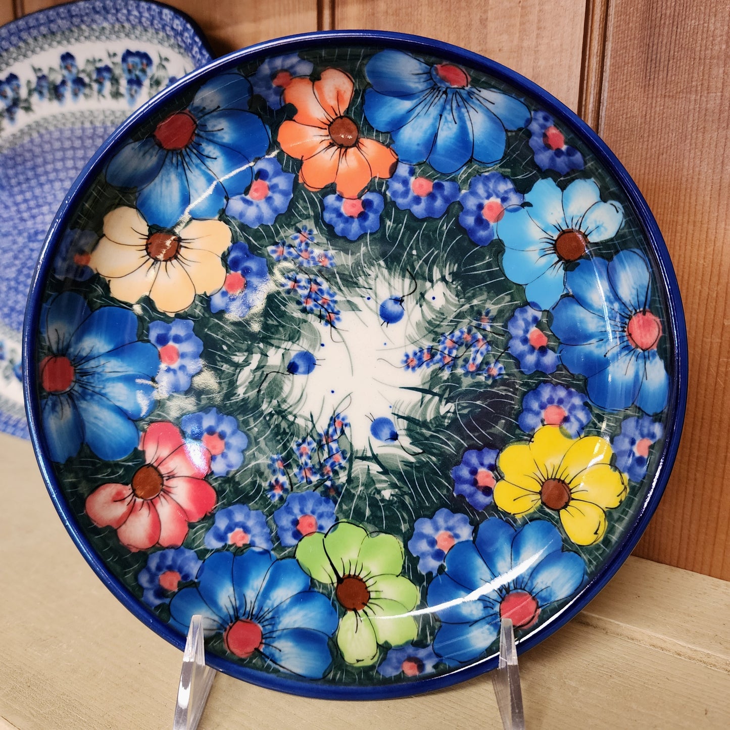 Plate 8" ~ lip ~ RBG Bold