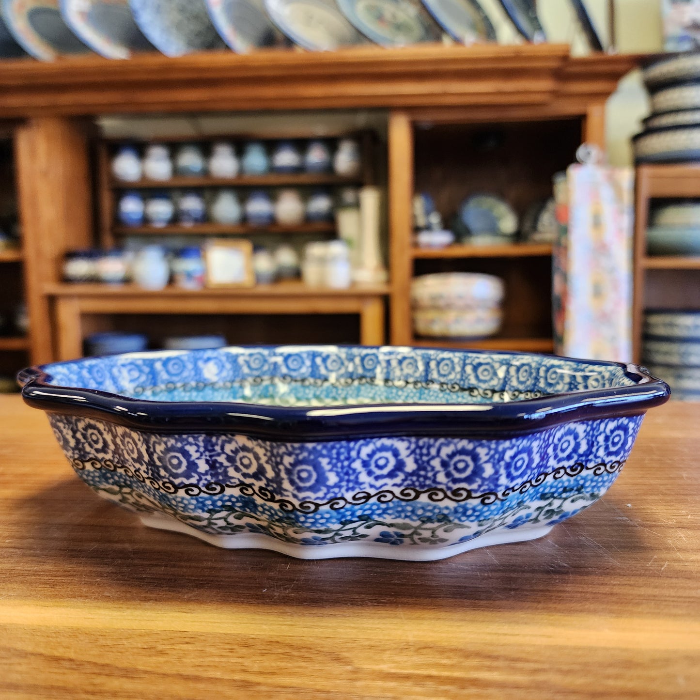 Bowl   Oval Fluted   6" x 7.5" A27-U4134  U4 pf0526