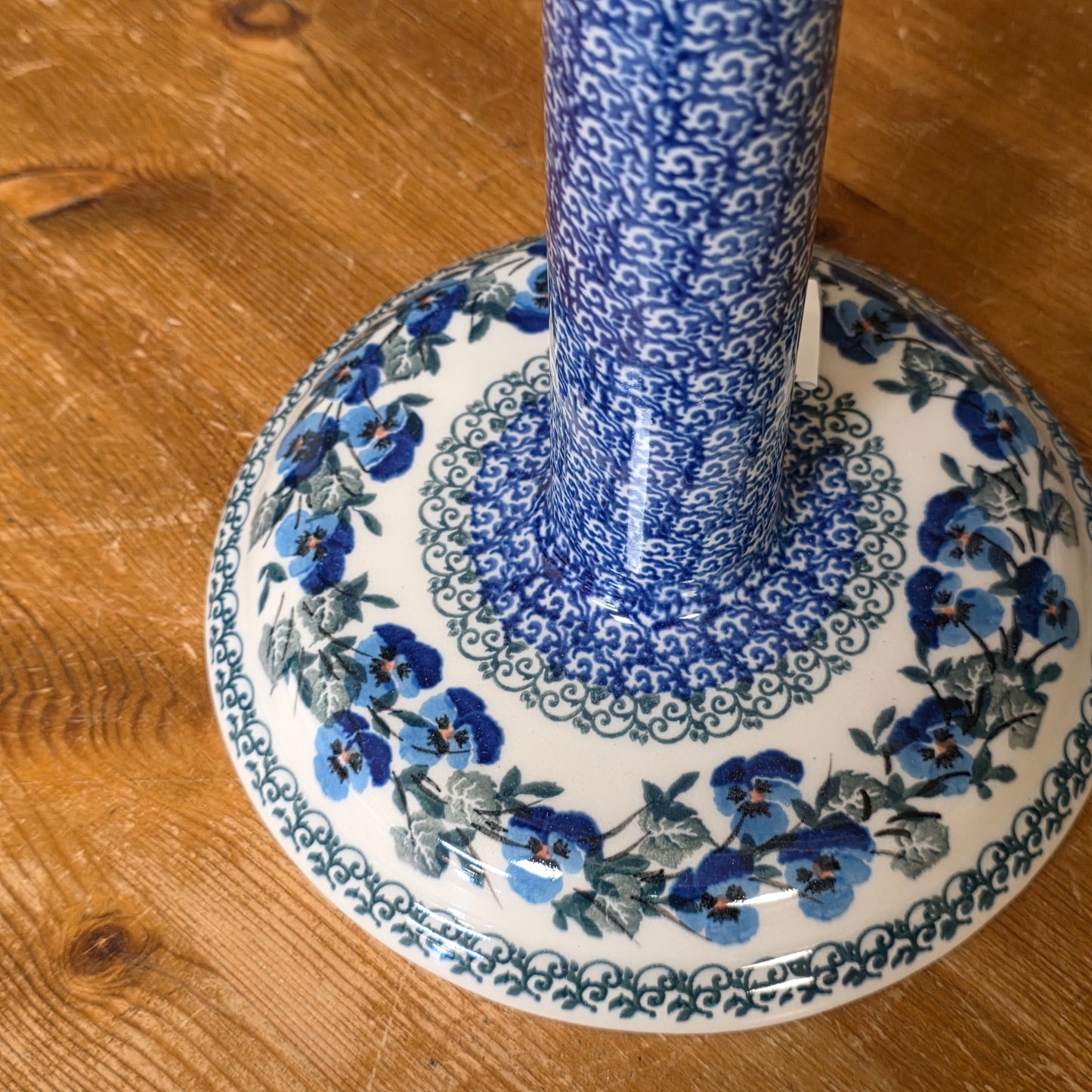 Paper Towel Holder   834-2273X  Winter Viola pf0526