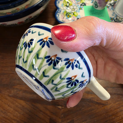 Measuring 1/3 cup / Addie rc15