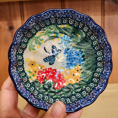 Bowl   Scalloped   4.5"   U4612 ~ U4 ~ T. Liana