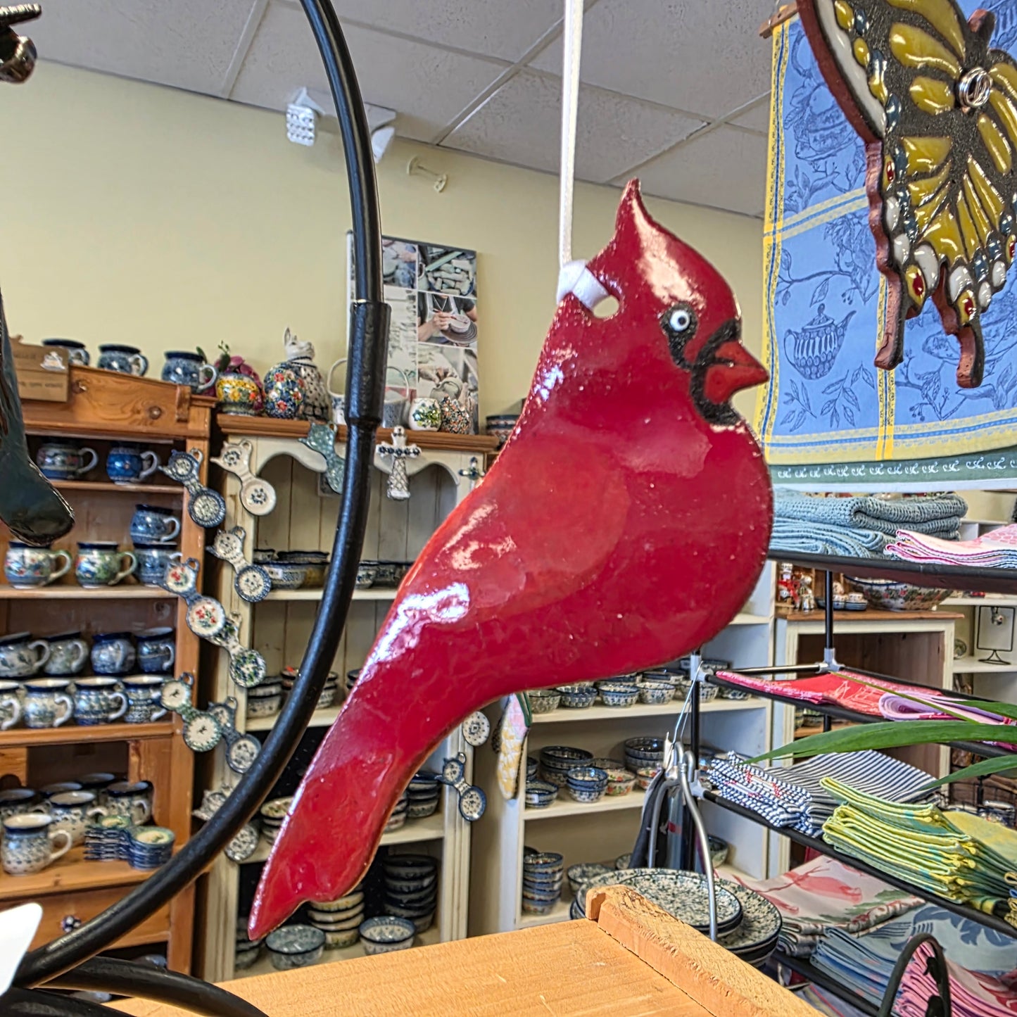 Ornament ~ Cardinal **NOT POLISH POTTERY**