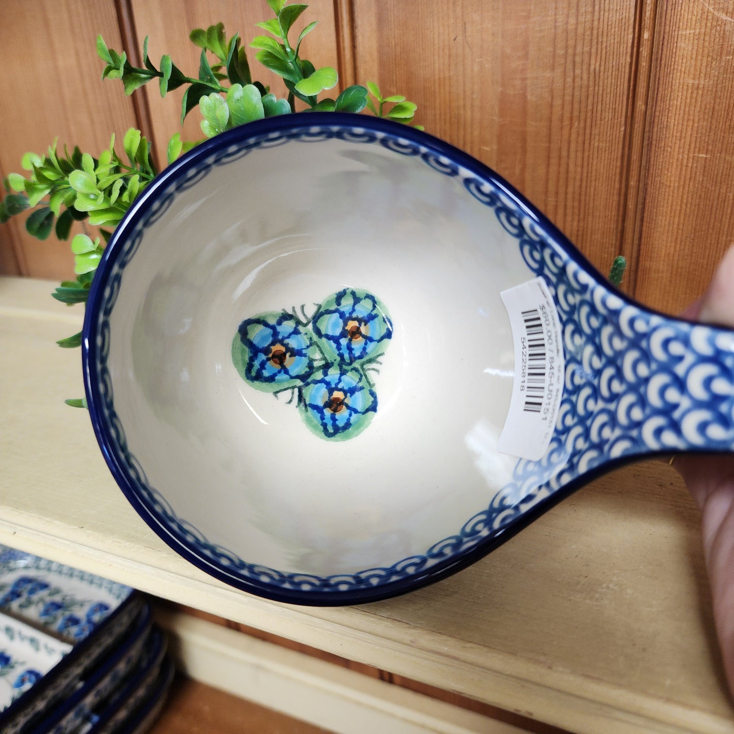 Bowl w/ Loop Handle   16 oz  845-U0151  U3 pf0526
