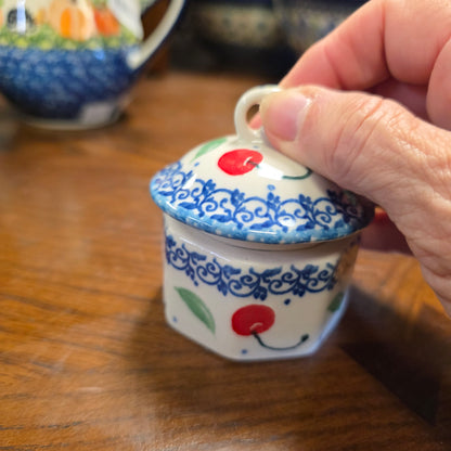Ring   Trinket Box  110-2715x Cherry Pie