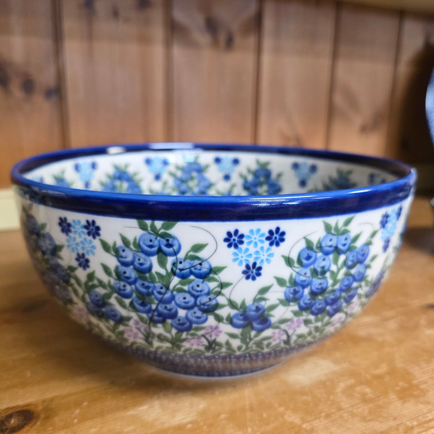 Bowl 9" Serving ~ Blue Berries