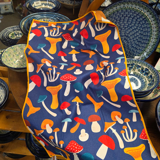 Towel /poly ~ Mushrooms / DST-26