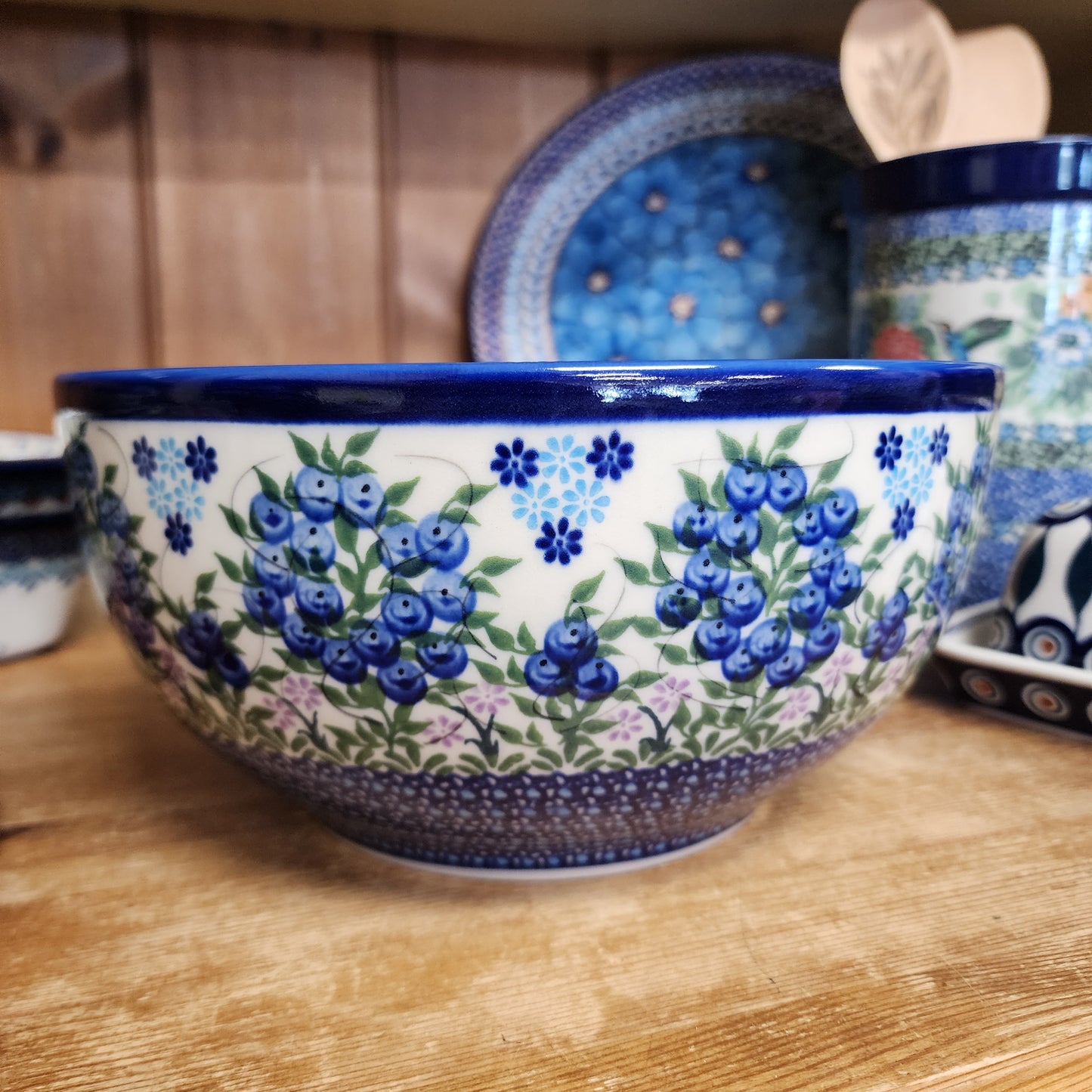 Bowl with FREE Lid ~ 9" Kalich Blue Berries