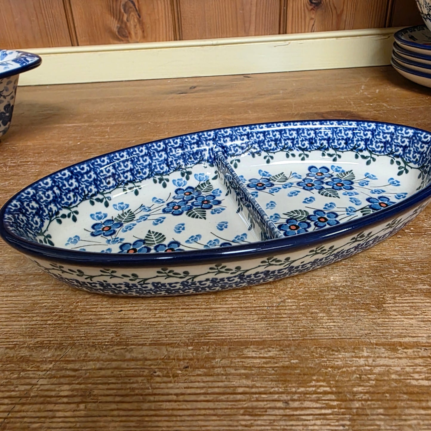 Dish ~ Divided Oval ~ Small  (9"x5") 395-2272X  Parisian Posies pf0526