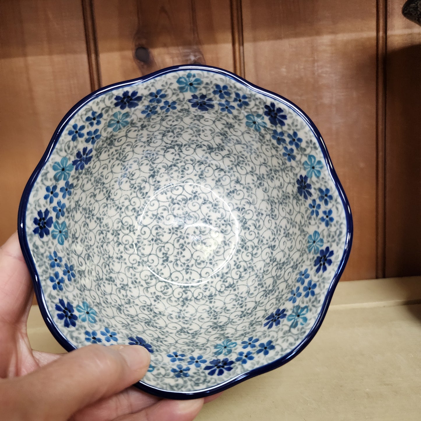 Bowl ~ Wavy Edge ~ 5.75" 2612X ~ Periwinkle