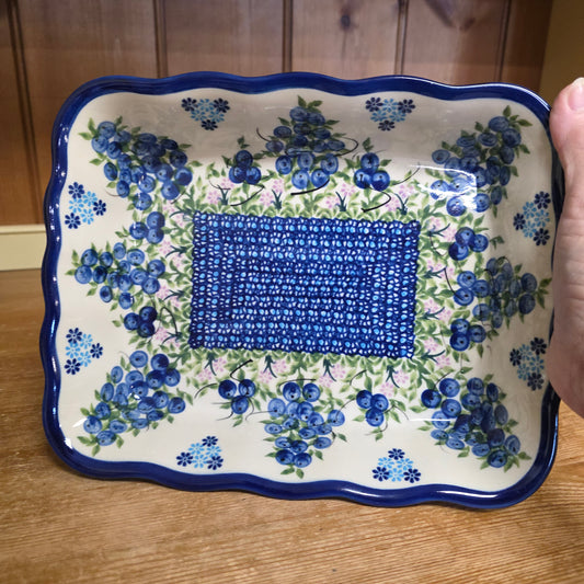 Baker 9.5"x 7.5"x2" Blue Berries 288 Ada ruffle baker