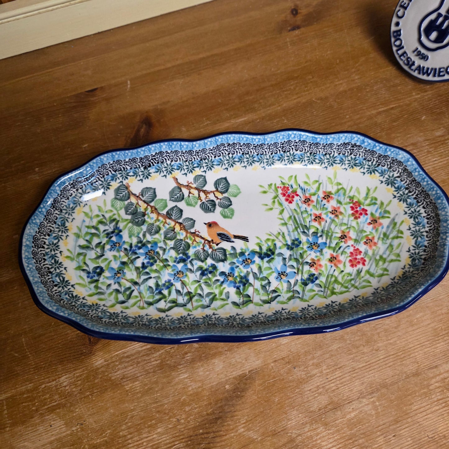 Tray   Scalloped Oval   6.25" x 12.5" A42-U5098  U4 pf0526