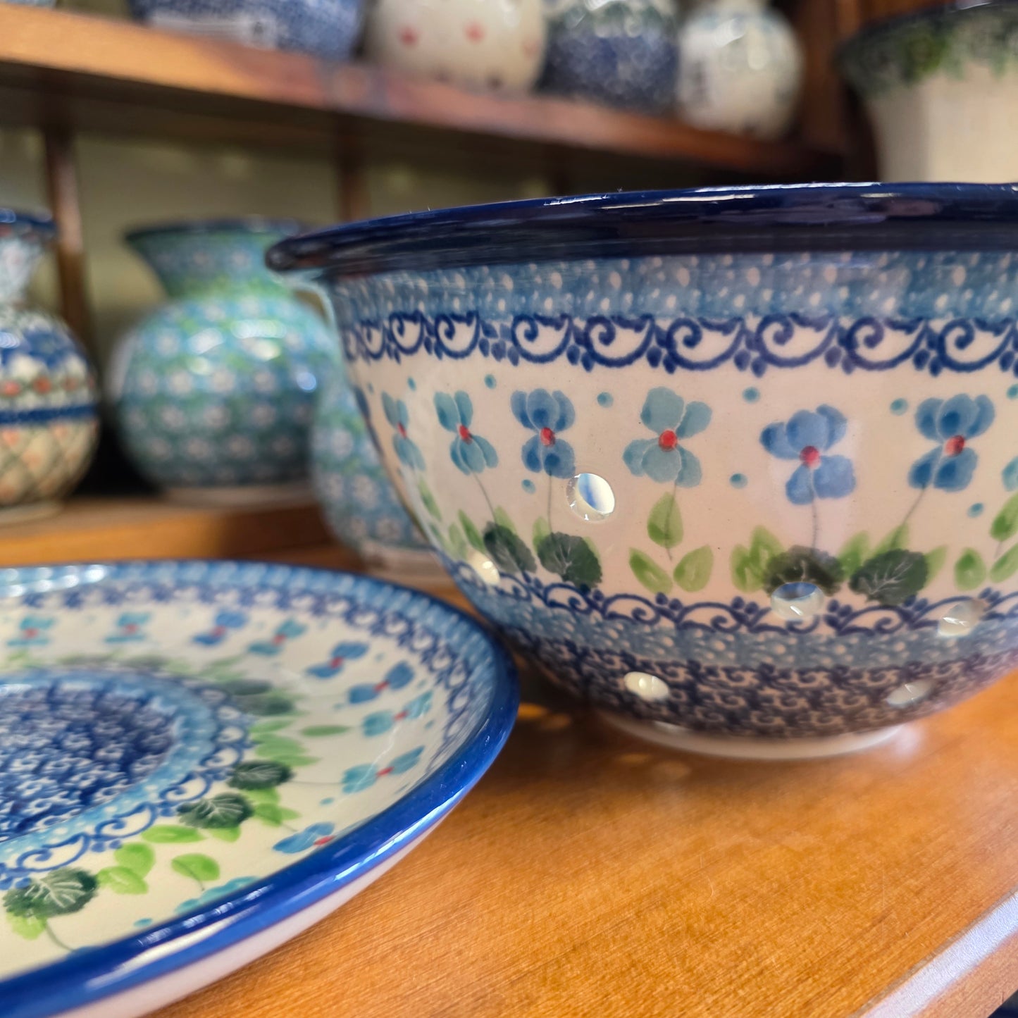 Berry Bowl w/ Saucer   8"W  470-2668X  Dutch Iris pf0526