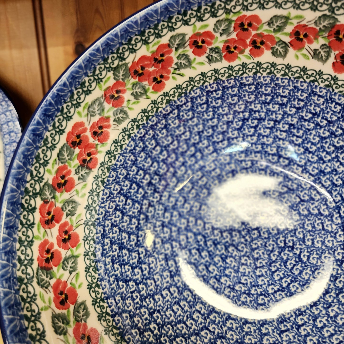 Bowl   Nesting   10.75" W   2538X ~ Red Pansy