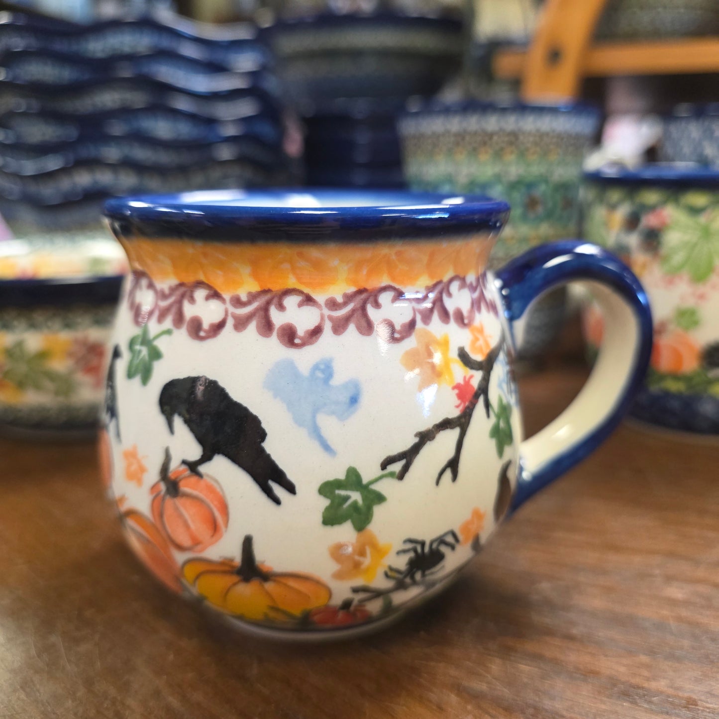 Mug 12 oz scarecrow Raven pumpkin