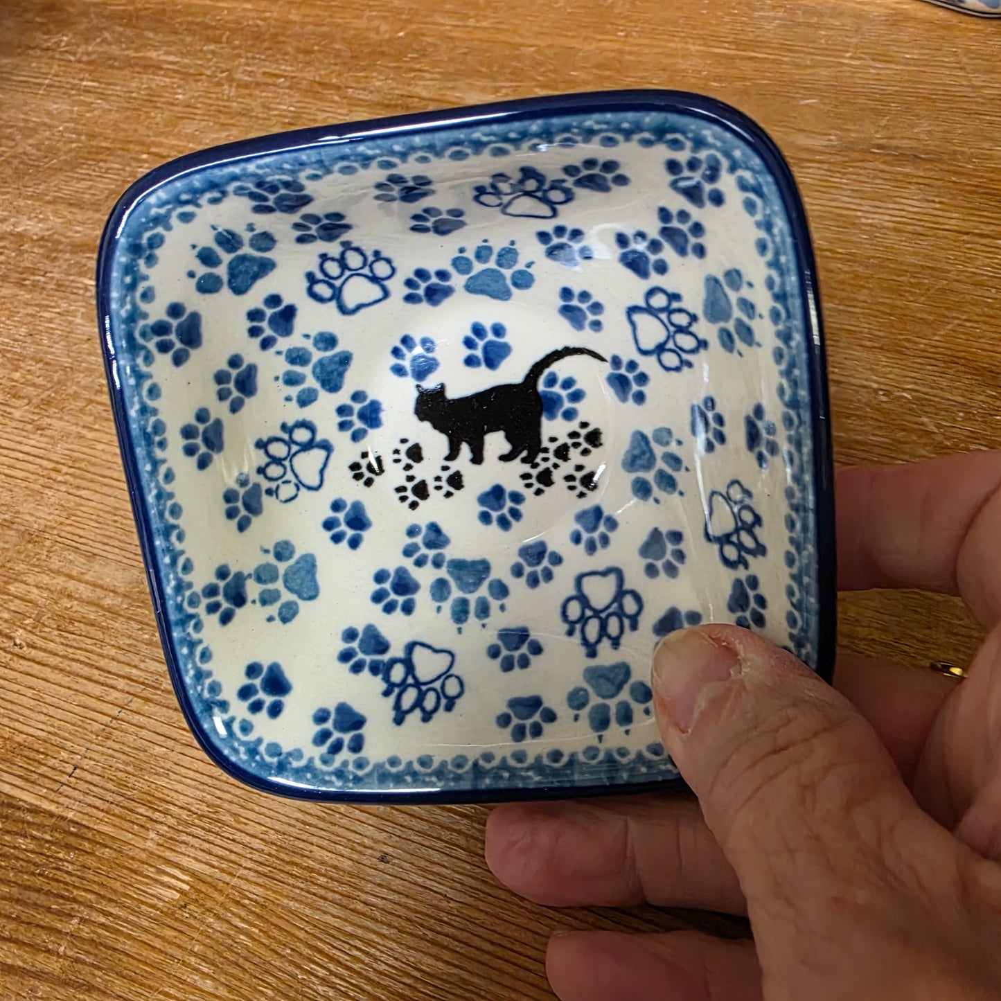 Bowl ~ Square ~ 3.5"    D11-1771X  Boo Boo Kitty pf0526