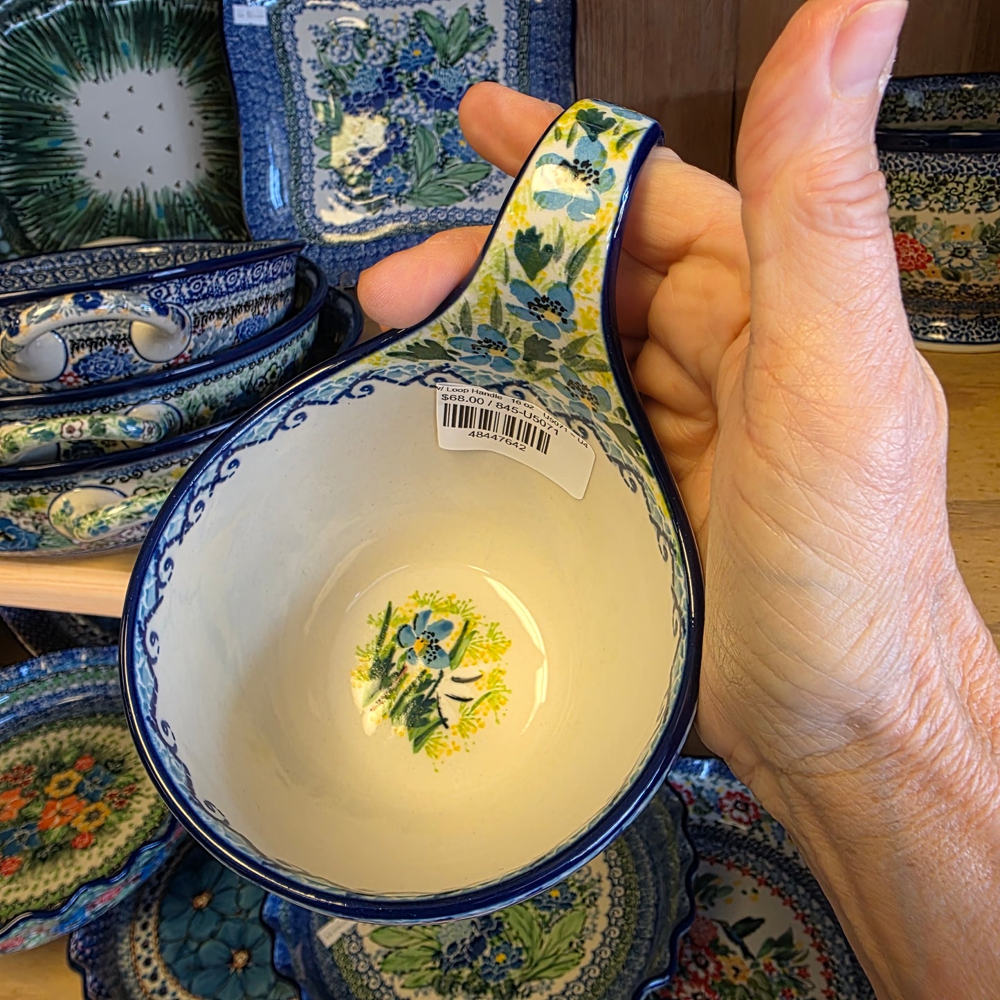 Bowl w/ Loop Handle   16 oz    U5071 ~ U4