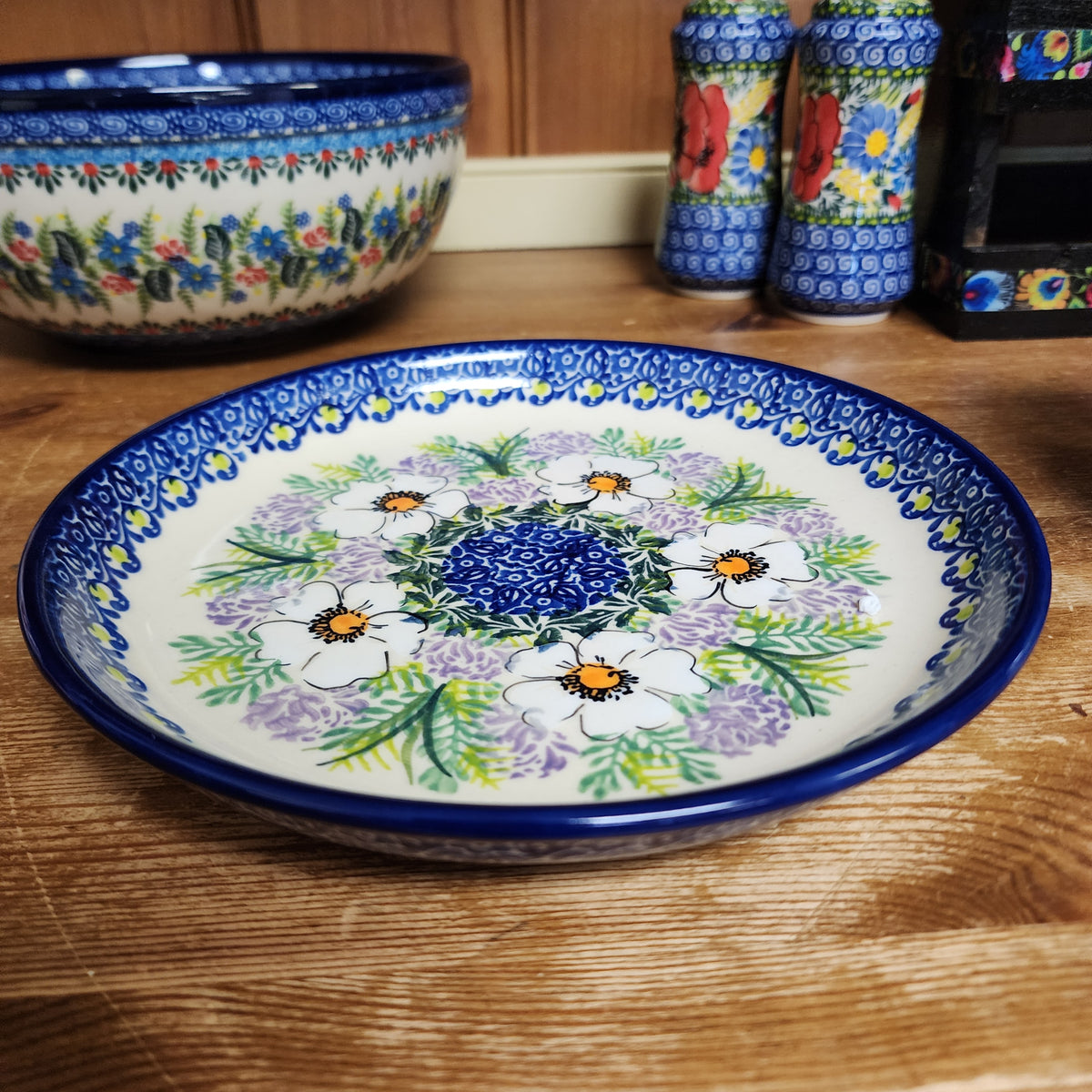 Plate 8" ~ lip 729 lavender flowers ART1  #2