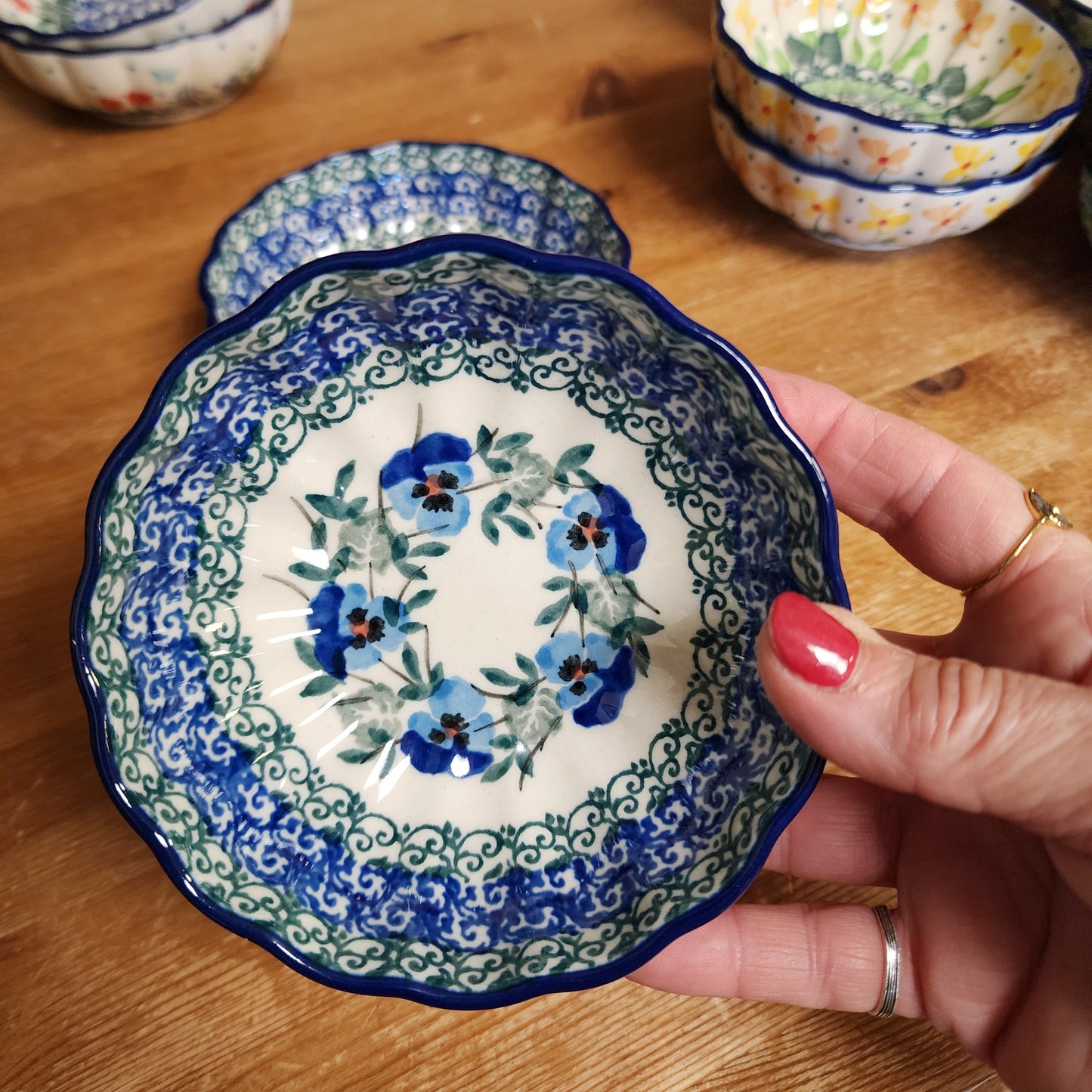 Bowl ~ Scalloped ~ 4.5" 2273X ~ Winter Viola